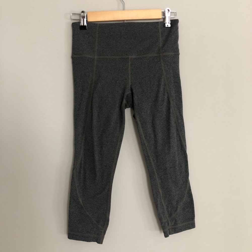 Athleta Crop Leggings